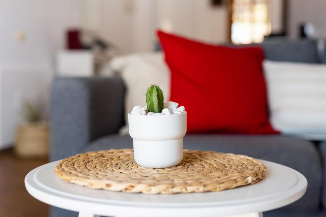 Casa Limon - Ocean View - BBQ - Garden - Terrace - Free Wifi - Child&Pet-Friendly - 2 bedrooms - 6 people Poris de Abona Buitenkant foto