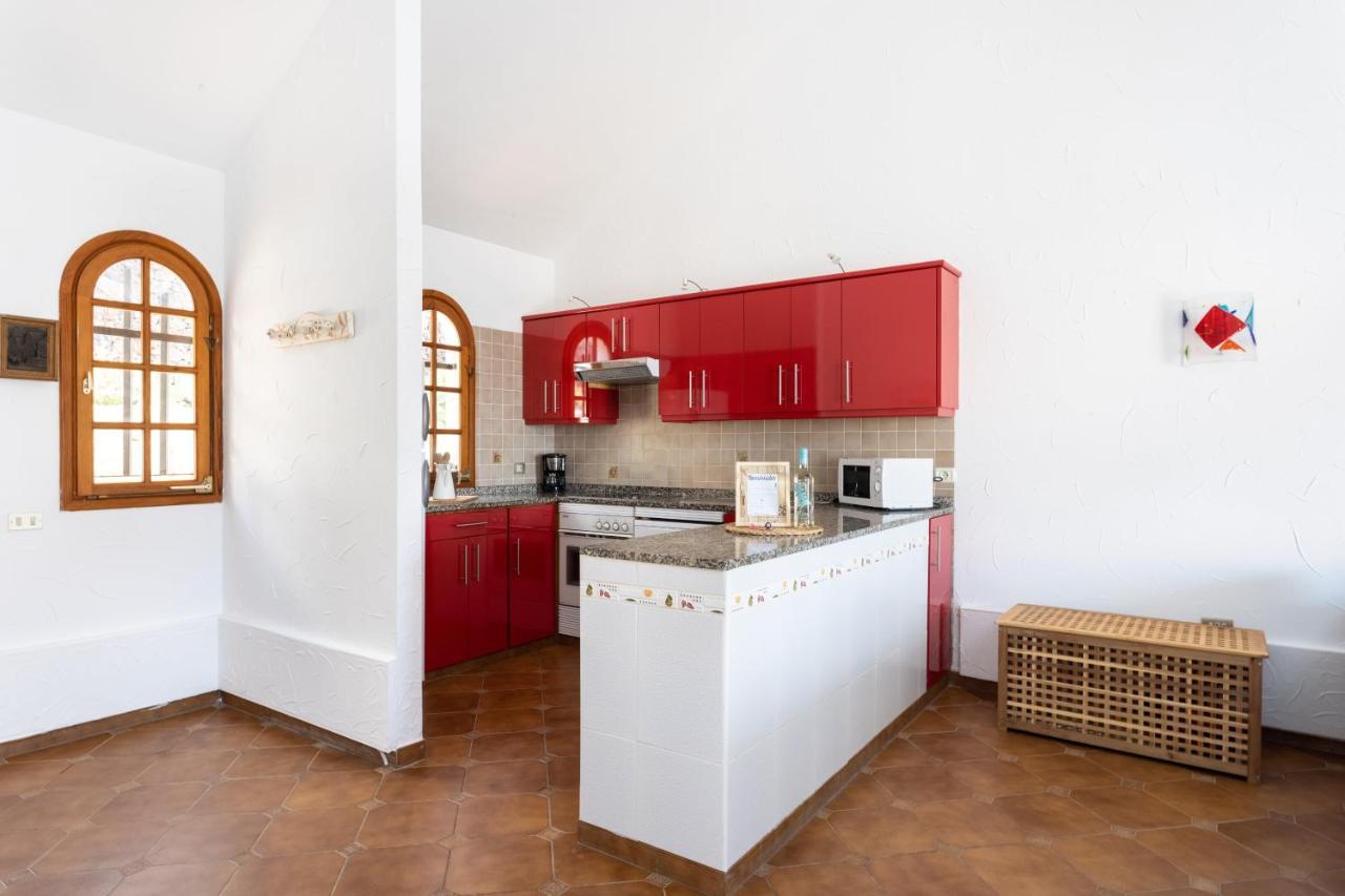 Casa Limon - Ocean View - BBQ - Garden - Terrace - Free Wifi - Child&Pet-Friendly - 2 bedrooms - 6 people Poris de Abona Buitenkant foto